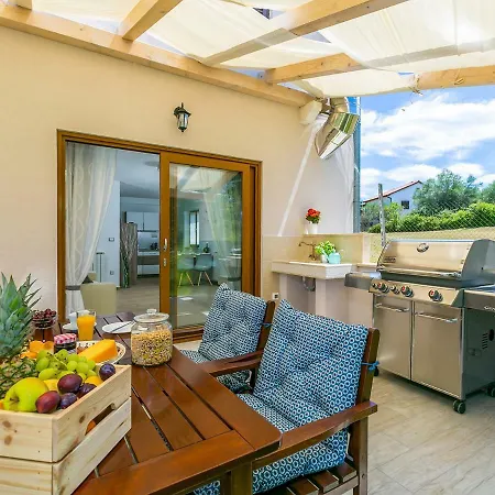 Apartmán Pool Premium