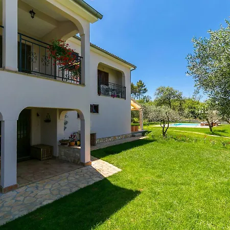 Apartment Pool Premium Vrsar