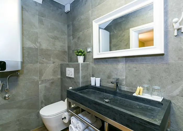 Pool Premium Vrsar