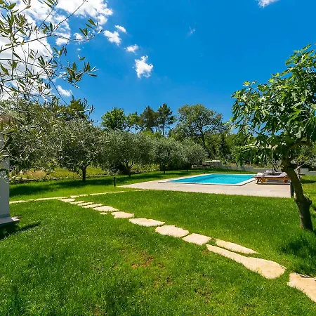 Apartment Pool Premium Vrsar